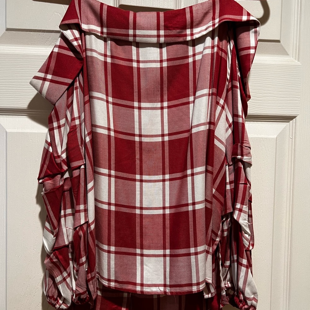 button shirt with shoulder straps